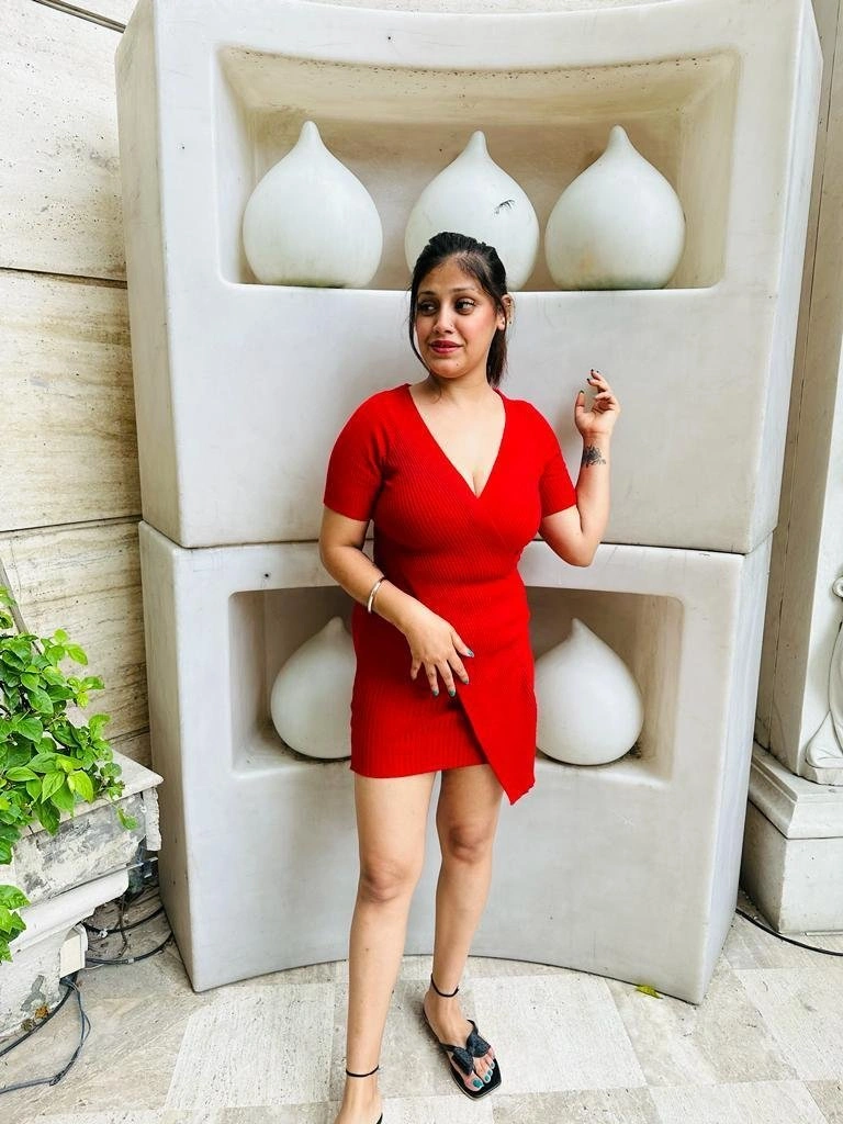 Indore call girl